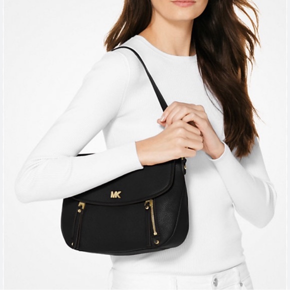 MICHAEL KORS Evie Medium Pebbled Leather Shoulder Bag - Picture 1 of 10